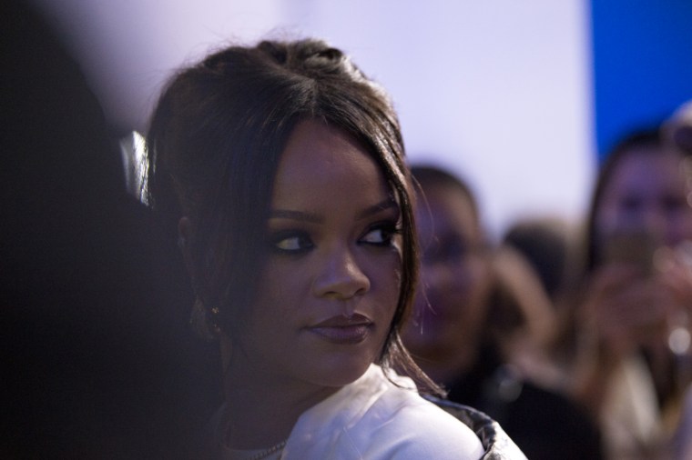 Rihanna apologizes to Muslim community for “offensive” song played during Fenty fashion show