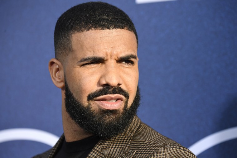 Drake pushes back album release date 