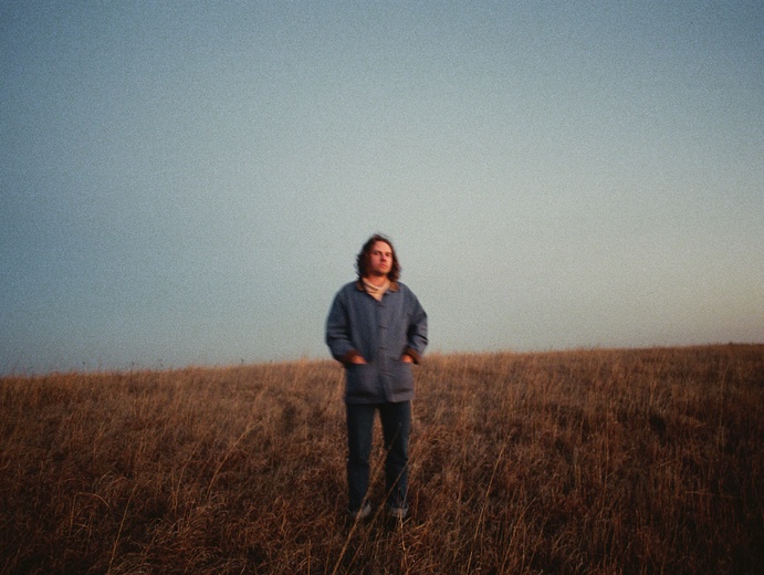 Kevin Morby shares “Campfire (4-Track Demo),” announces <i>A Night at the Little Los Angeles</i>