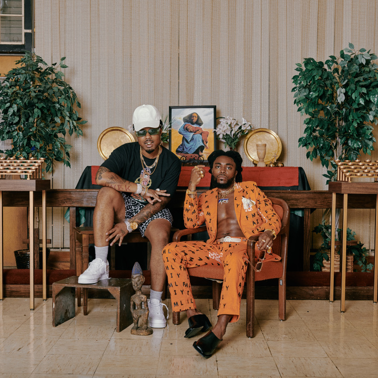 EarthGang share new song “American Horror Story”