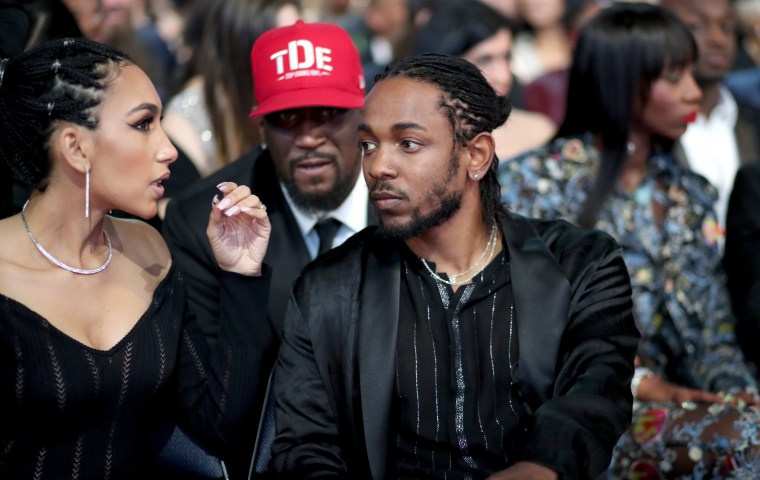 Kendrick Lamar prompts double album speculation with new picture
