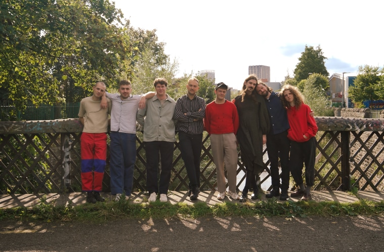 caroline share 2022 tour dates