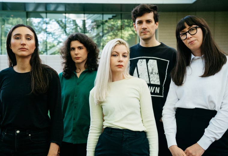 Alvvays share new song “Easy On Your Own?”