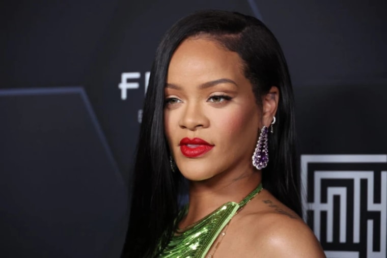 Rihanna will release new song “Lift Me Up” on Friday