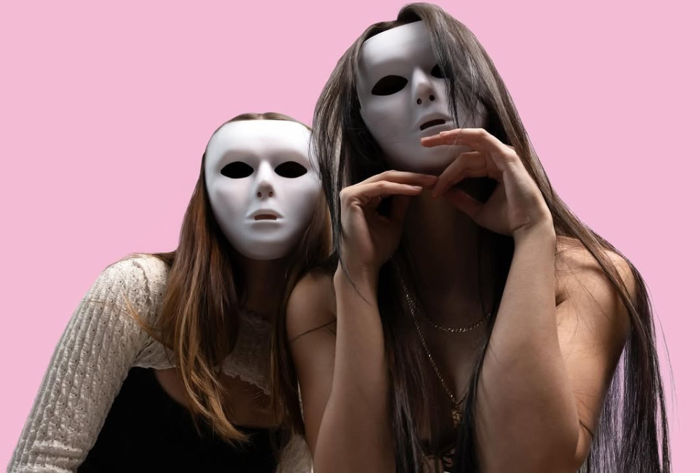 DYLI "Friend 4 U": Inside the Pulse of Her New Drop
