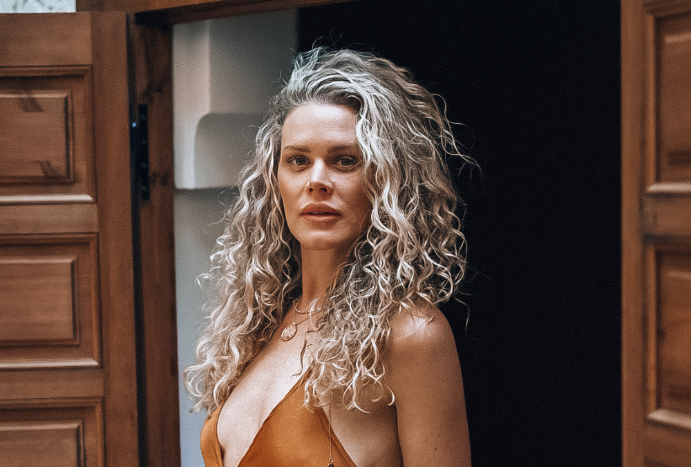 Kelly Monrow Builds a World of Intention Around “Tryna Dance”